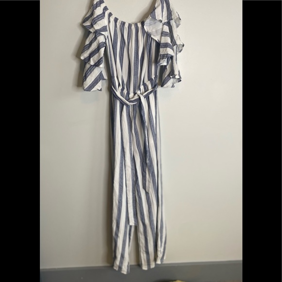 NWOT Flying Tomato Off-The-Shoulder Jumpsuit strip - Picture 4 of 8